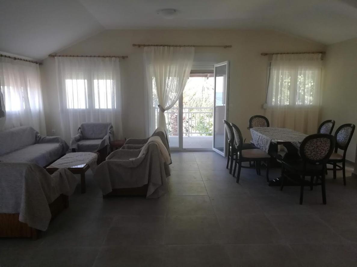 Villa Fotis View Paralía Skotínis Εξωτερικό φωτογραφία