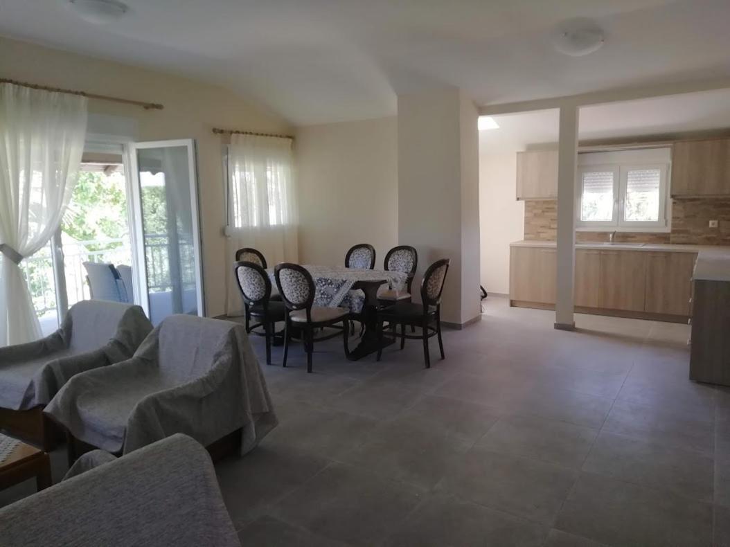 Villa Fotis View Paralía Skotínis Εξωτερικό φωτογραφία