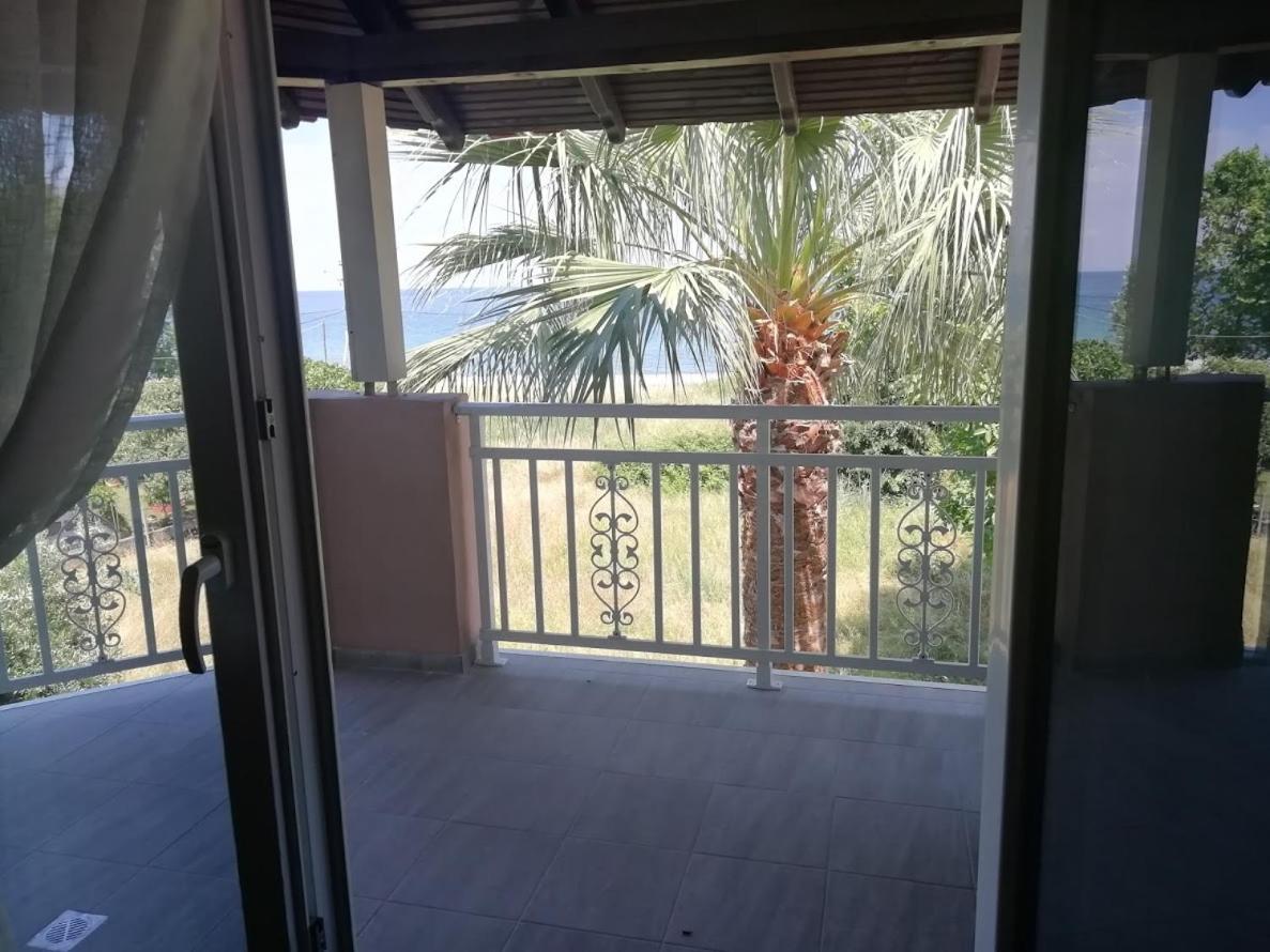 Villa Fotis View Paralía Skotínis Εξωτερικό φωτογραφία