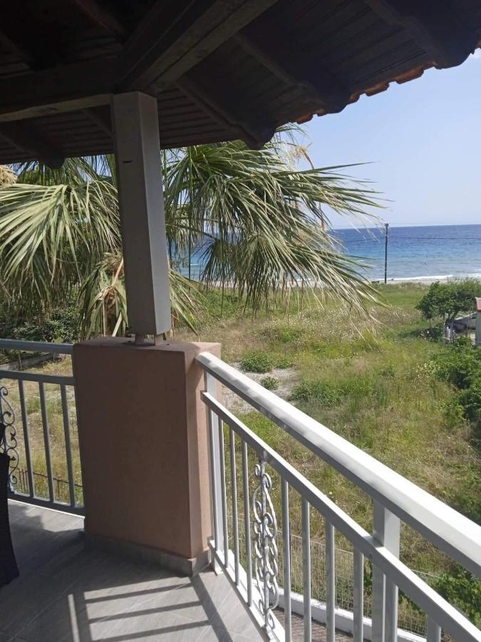 Villa Fotis View Paralía Skotínis Εξωτερικό φωτογραφία
